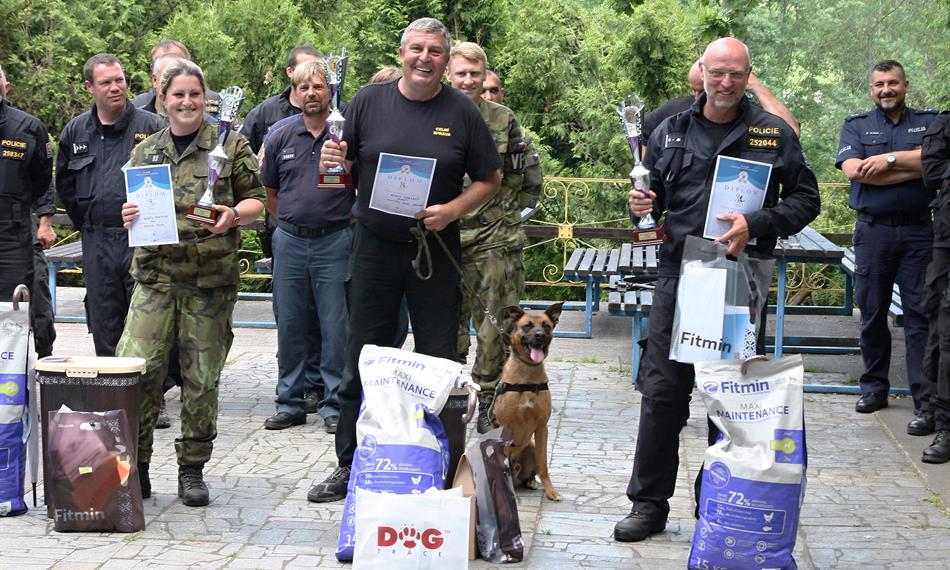 2019-6-6-1026HK_kynologická soutěž1.JPG